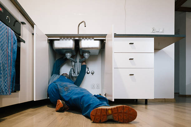 Professional Leak Detection technician working in Angelus Oaks, CA